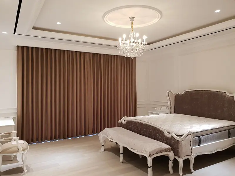 Menutup Jendela dengan Tirai atau Curtain