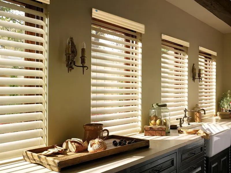 UV Blind Onna, Tirai Kayu Terbaik untuk Menghalau Panas