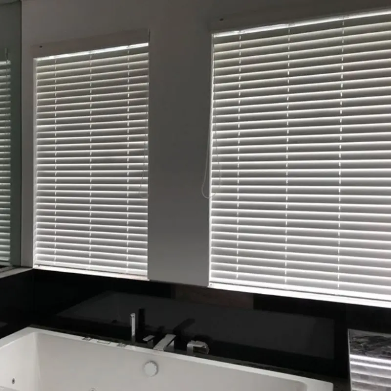 Keuntungan Menggunakan UV Blind