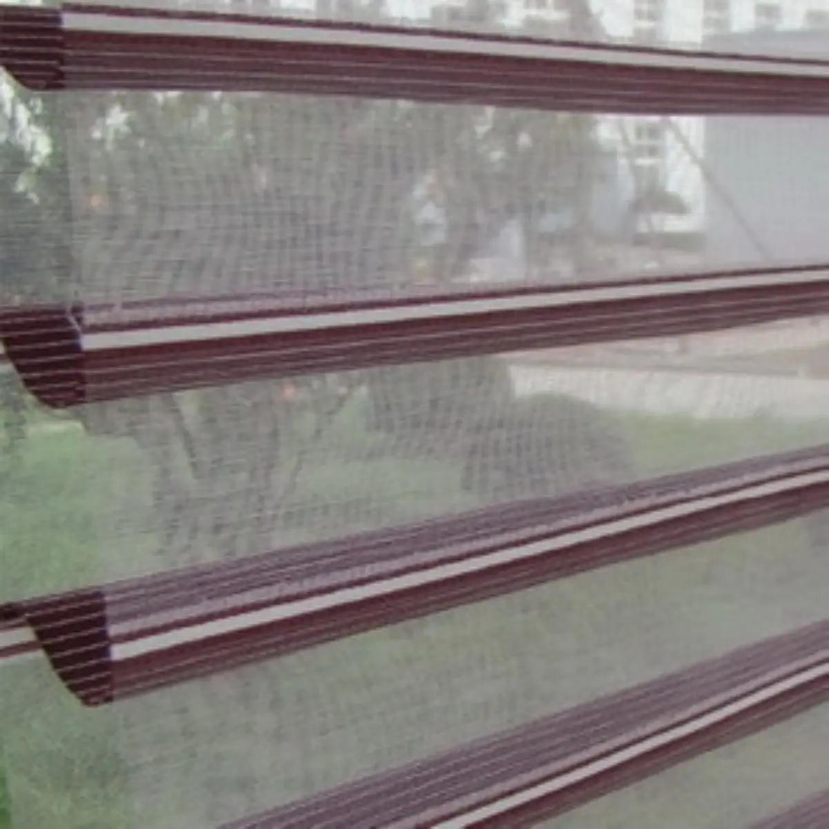 Kelebihan Shadow Blinds Dibandingkan Tirai Lain