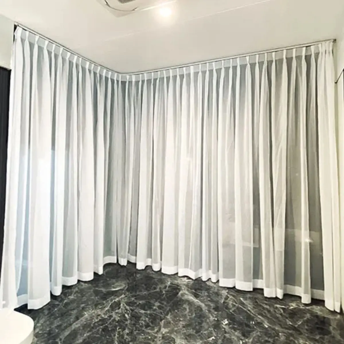 Jenis Curtain Berdasarkan Bahan, Panduan Lengkap untuk Hunian Nyaman dan Estetik