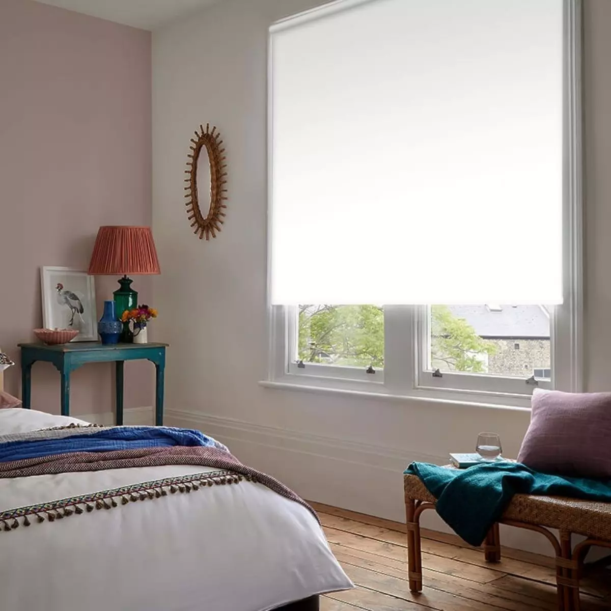 Tips Memilih Roller Blinds Blackout untuk Kamar Tidur